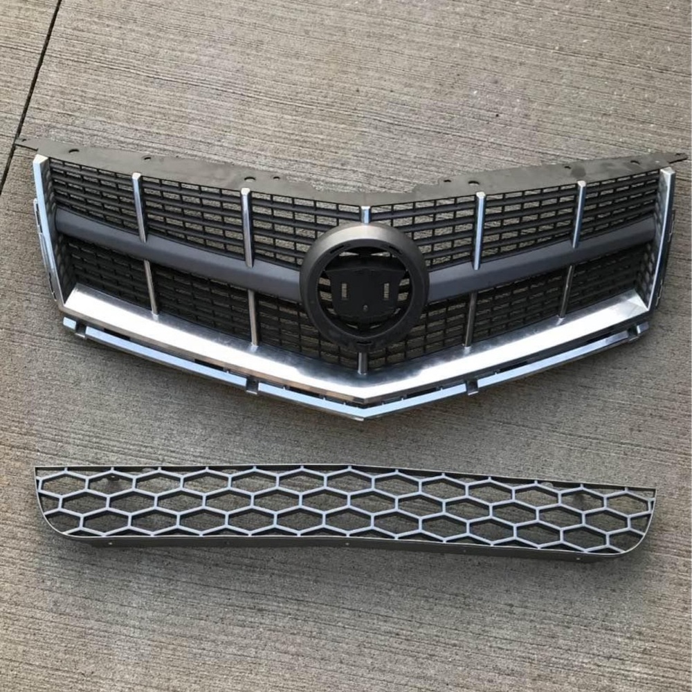 2011 Cadillac SRX Front Bumper Upper and Lower Factory Grille w/o Emblem